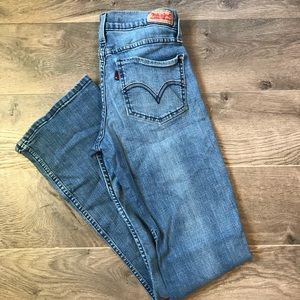 Levi womens jeans